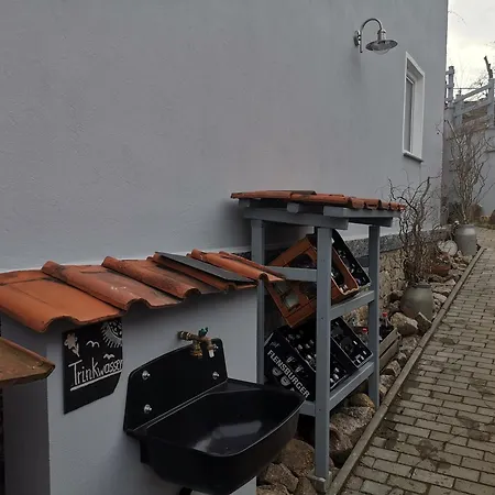 Pauls Hexenhaus Wohnung Hexe Mit Fahrrad Garage Und Innenhof Fuer Motorraeder Thale Exterior photo